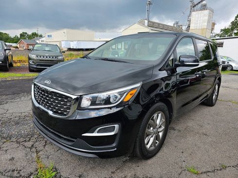 Used 2019 Kia Sedona EX FWD image 3