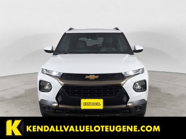 Used 2023 Chevrolet TrailBlazer ACTIV w/ Sun and Liftgate Package AWD/4WD image 2