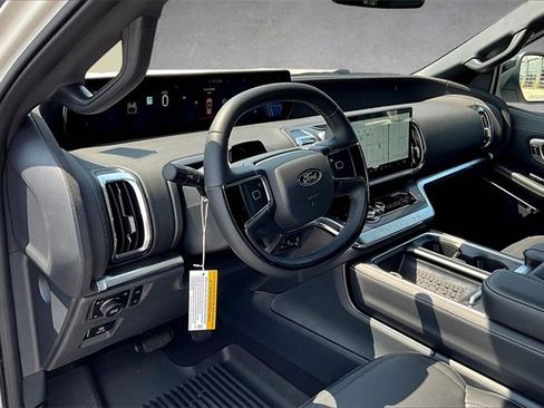 New 2025 Ford Expedition Platinum w/ Stealth Performance Package image 6