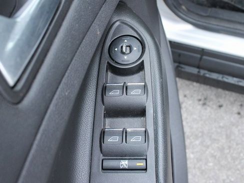 Used 2013 Ford C-MAX Energi SEL image 11