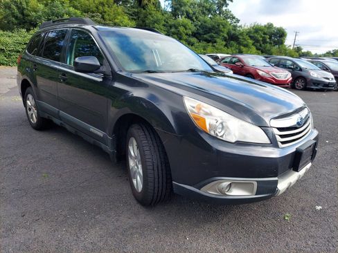 Used 2012 Subaru Outback 2.5i Limited w/ Moonroof Pkg AWD/4WD image 3