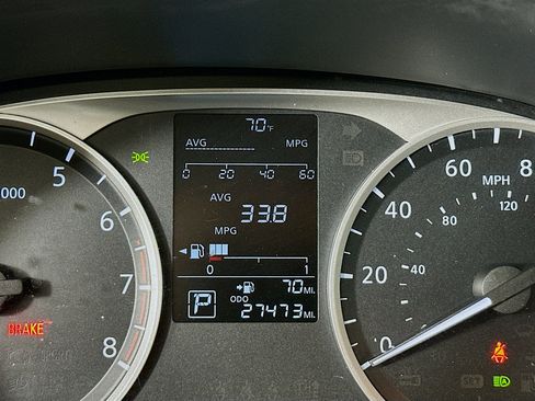 Used 2024 Nissan Kicks S FWD image 19