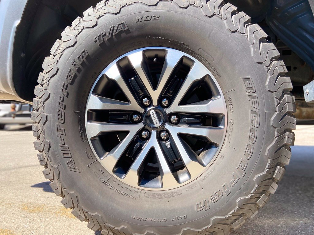 Used 2020 Ford F150 Raptor w/ Equipment Group 802A Luxury AWD/4WD image 12