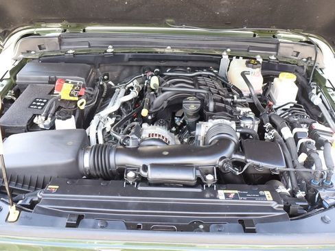 Used 2022 Jeep Gladiator Sport AWD/4WD image 46