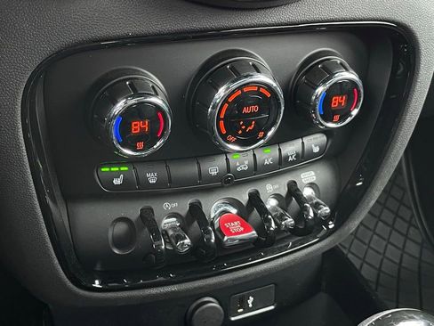 Used 2024 MINI Cooper Clubman S w/ Signature Upholstery Package image 19