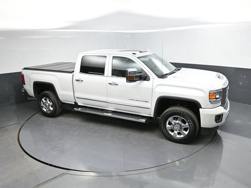 Used 2019 GMC Sierra 3500 Denali w/ Duramax Plus Package AWD/4WD image 24