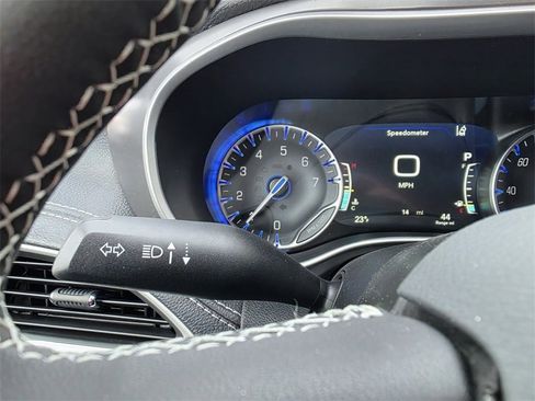 New 2026 Chrysler Pacifica Select w/ S Appearance Package image 20