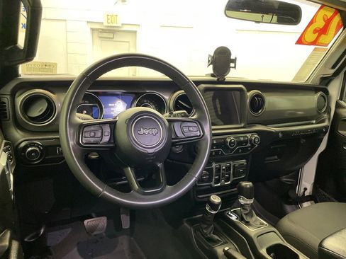 Certified 2023 Jeep Wrangler Unlimited Sport image 12