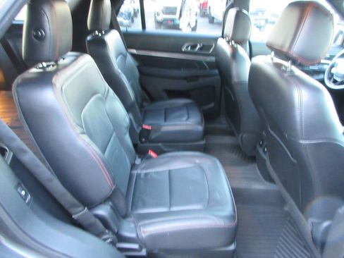 Used 2017 Ford Explorer Sport w/ Equipment Group 401A image 20