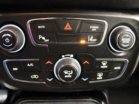 Used 2021 Jeep Compass Limited image 18