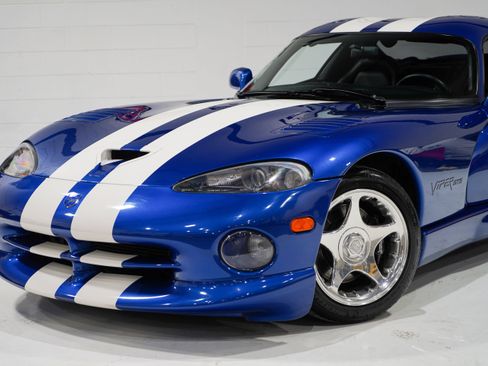 Used 1997 Dodge Viper GTS RWD image 23