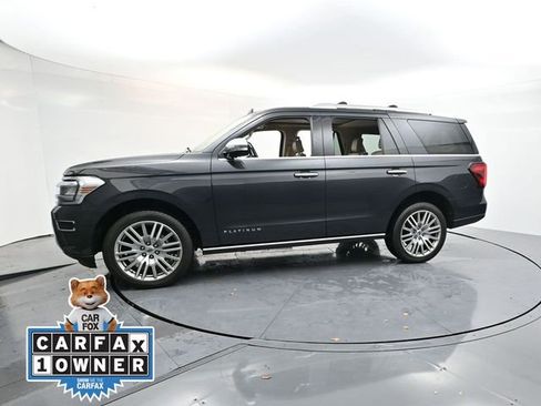 Used 2023 Ford Expedition Platinum image 7