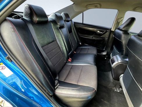 Used 2017 Toyota Camry SE image 27