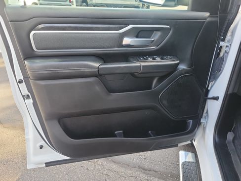 Used 2023 RAM 1500 Big Horn AWD/4WD image 18