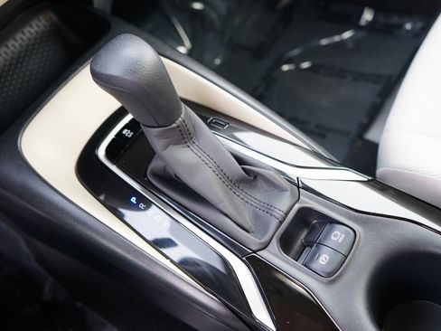 Used 2020 Toyota Corolla LE image 23