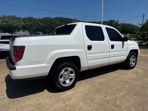 Used 2010 Honda Ridgeline RT image 5