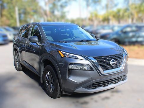 Used 2023 Nissan Rogue S image 15