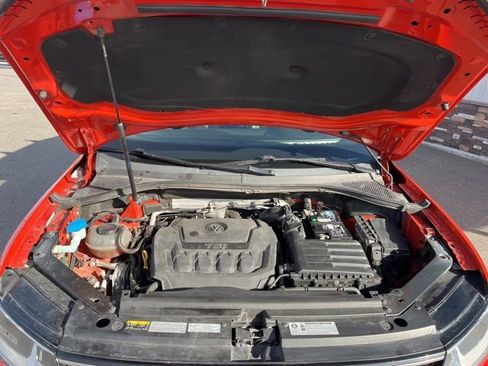 Used 2018 Volkswagen Tiguan SE image 23