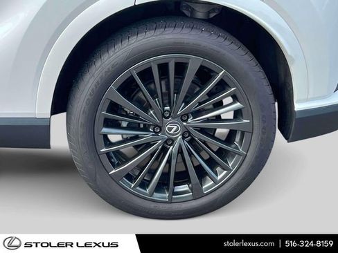 Used 2024 Lexus RX 350h w/ Cold Area Package AWD/4WD image 8