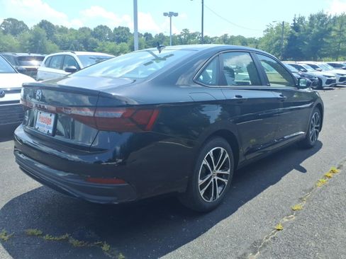 New 2026 Volkswagen Jetta Sport FWD image 2