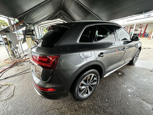 Used 2022 Audi Q5 2.0T Premium Plus image 22