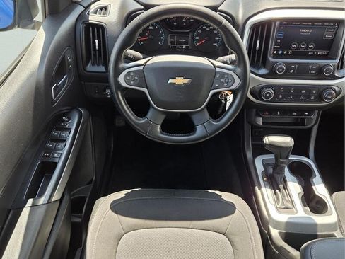 Used 2021 Chevrolet Colorado LT w/ LT Convenience Package RWD image 15