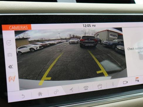 Used 2018 Land Rover Range Rover Sport HSE AWD/4WD image 17
