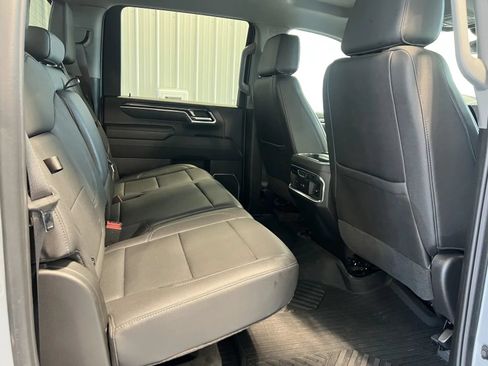 Used 2024 Chevrolet Silverado 2500 LTZ AWD/4WD image 27