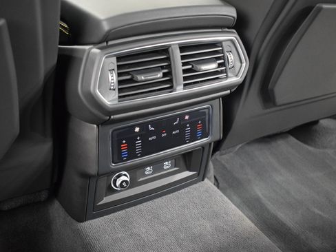 Used 2023 Lamborghini Urus S image 20