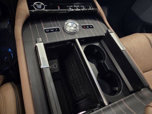 New 2026 Lincoln Navigator Black Label AWD/4WD image 11