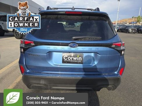 Used 2025 Subaru Forester Premium AWD/4WD image 7