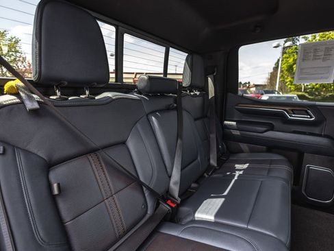 Used 2023 Chevrolet Silverado 1500 High Country AWD/4WD image 37