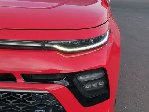 Used 2022 Kia Soul Turbo image 12