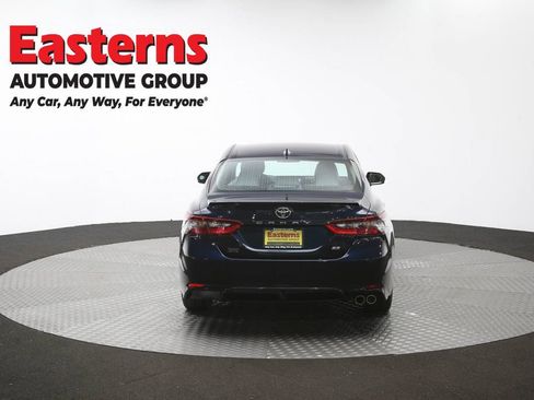 Used 2021 Toyota Camry SE FWD image 36