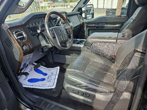 Used 2016 Ford F250 Platinum image 8