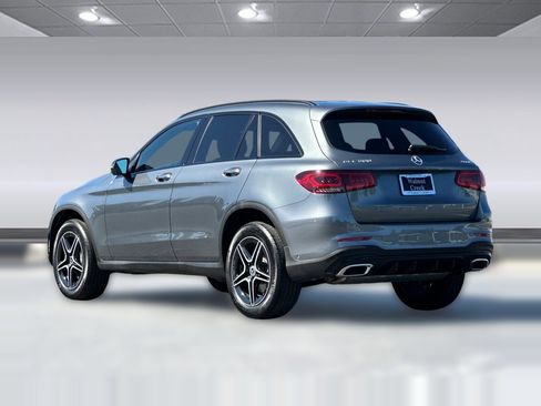 Used 2022 Mercedes-Benz GLC 300 4MATIC image 3