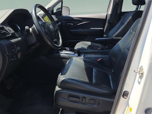 Certified 2018 Honda Pilot Elite image 8