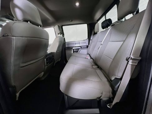 Used 2019 Ford F250 XLT w/ XLT Premium Package AWD/4WD image 23