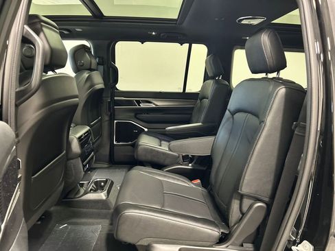 New 2026 Jeep Grand Wagoneer Limited image 33