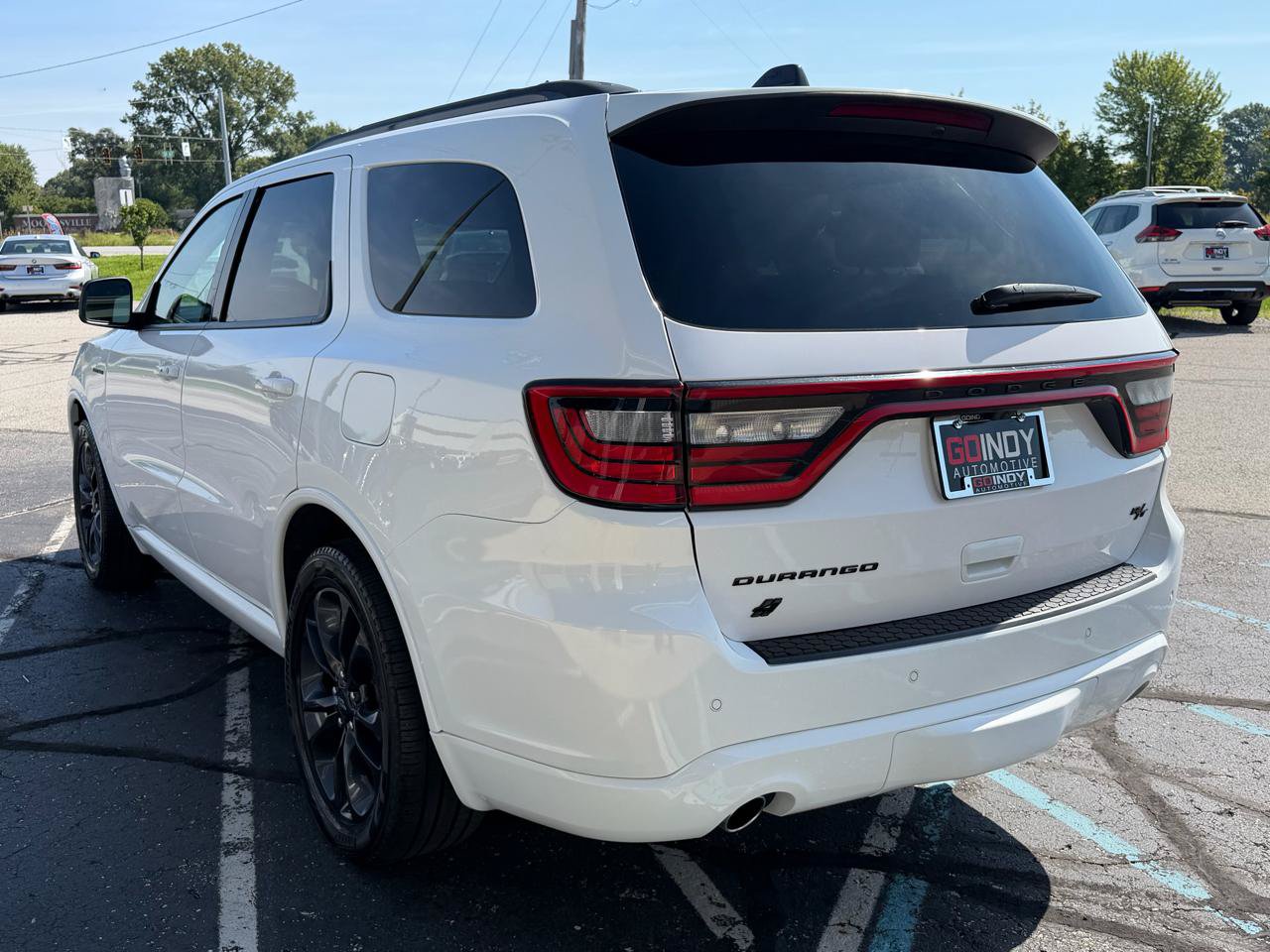 Used 2023 Dodge Durango R/T w/ Blacktop Package AWD/4WD image 3
