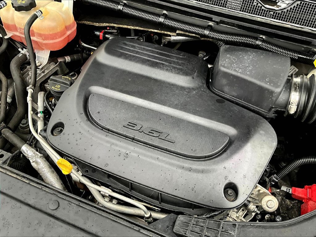 Used 2022 Chrysler Pacifica Touring-L FWD image 33