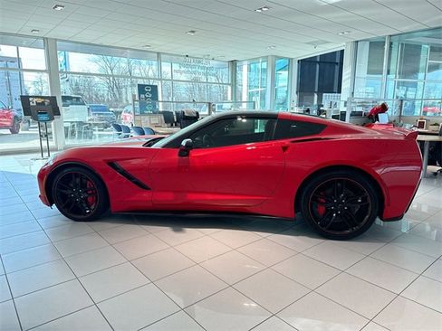 Used 2016 Chevrolet Corvette Stingray Coupe w/ 2LT Preferred Equipment Group image 2