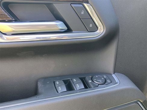 New 2026 GMC Sierra 1500 Elevation image 15