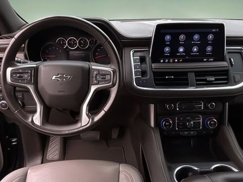 Used 2021 Chevrolet Tahoe Z71 image 9