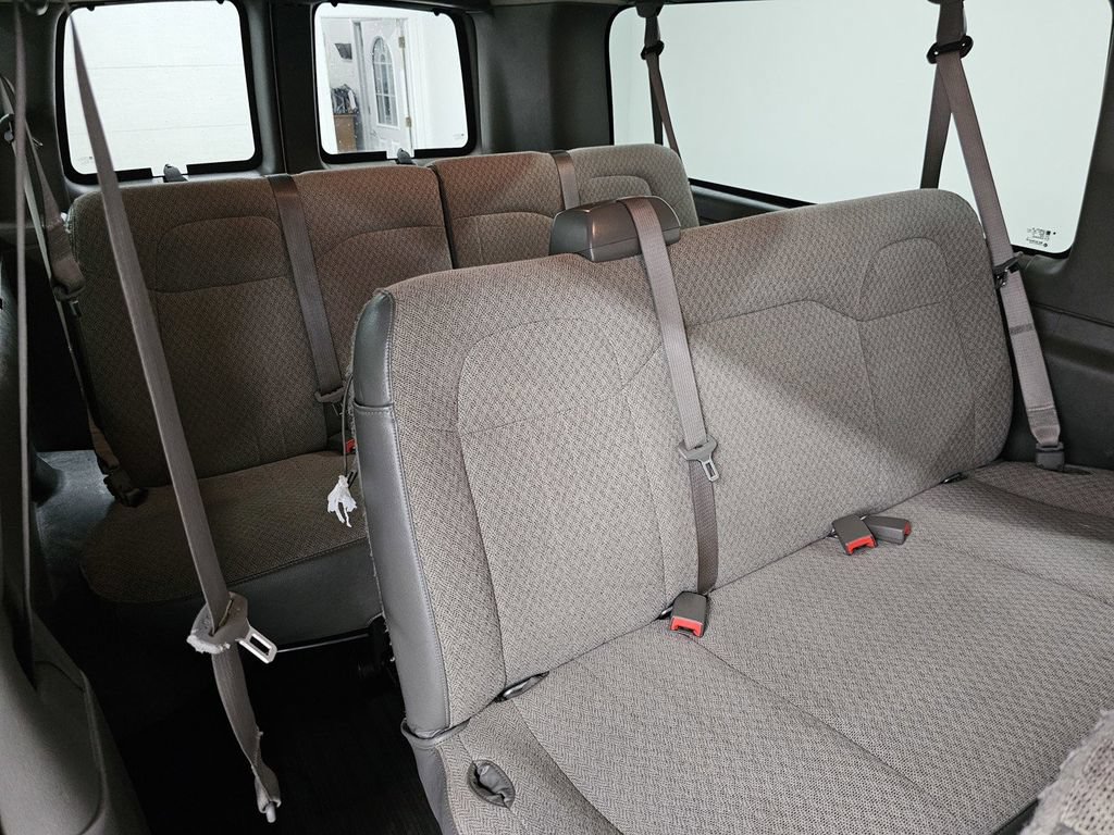 Used 2023 Chevrolet Express 3500 LS RWD image 21