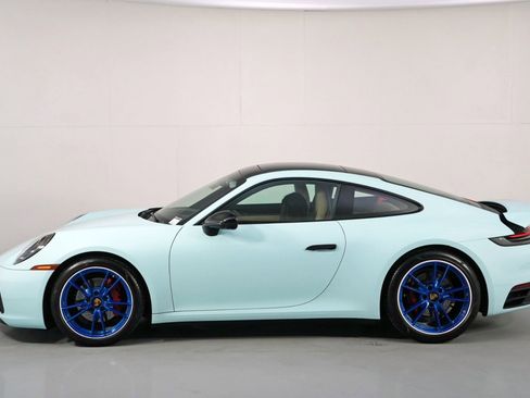 Used 2024 Porsche 911 Carrera image 46