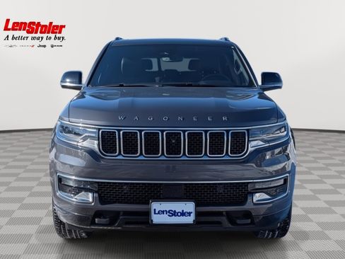 Used 2024 Jeep Wagoneer 4WD w/ Premium Group I image 8