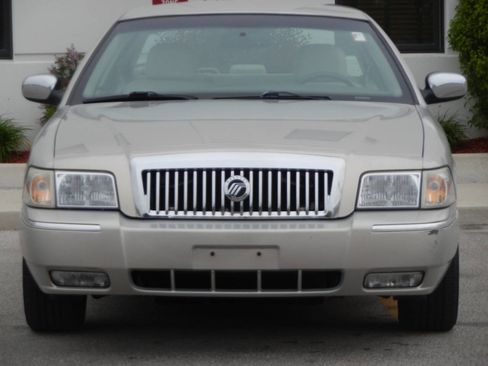 Used 2008 Mercury Grand Marquis LS RWD image 7
