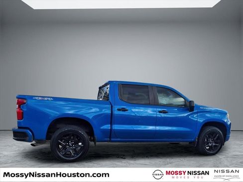 Used 2024 Chevrolet Silverado 1500 Custom image 8
