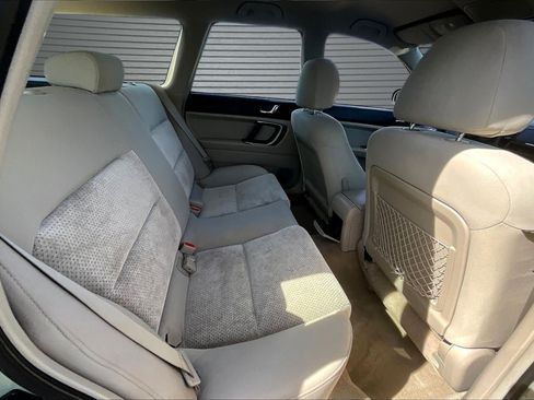 Used 2005 Subaru Outback 2.5i AWD/4WD image 24